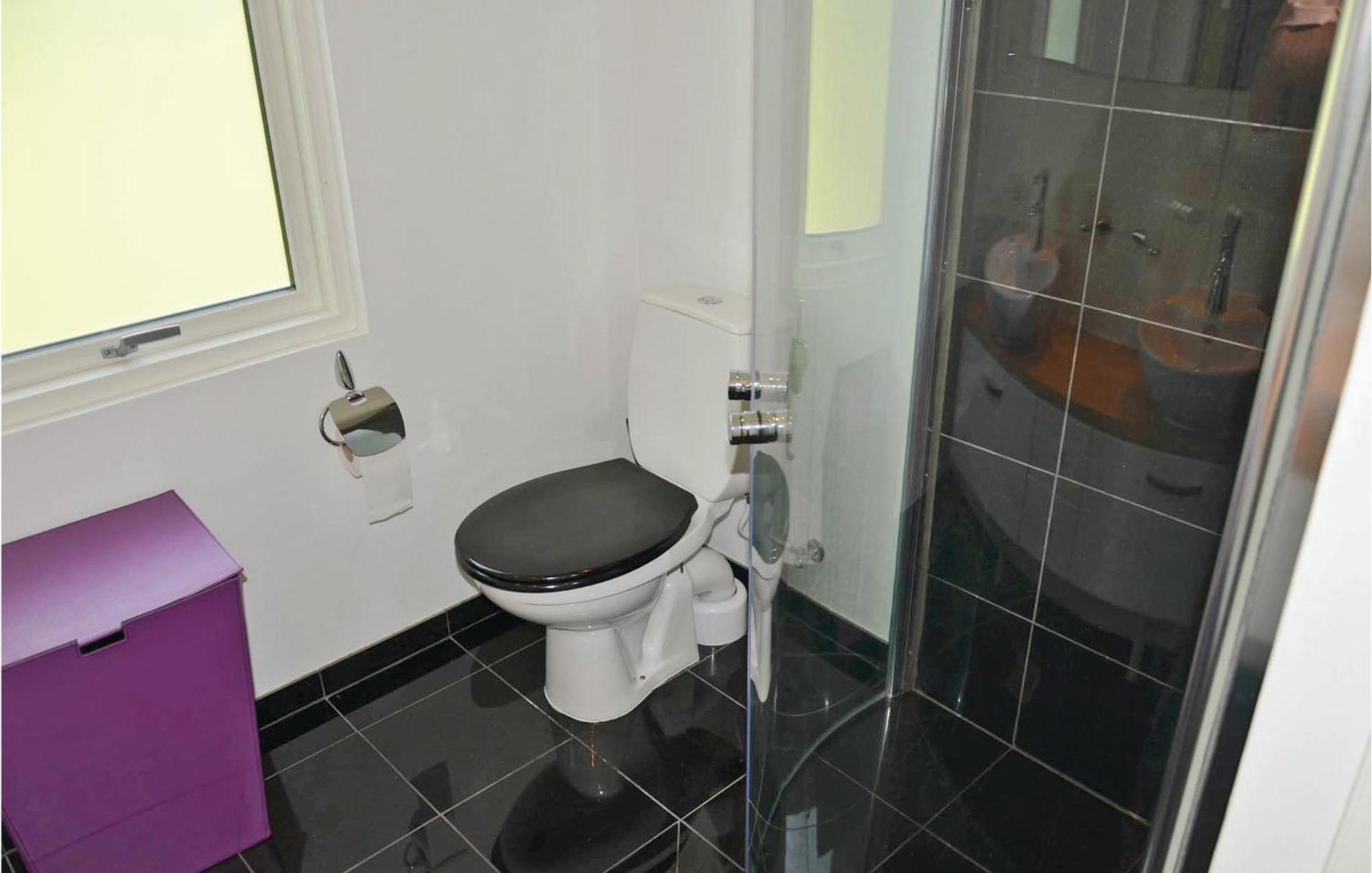Nice Home In Sunne With Jacuzzi Alvsatern Bagian luar foto