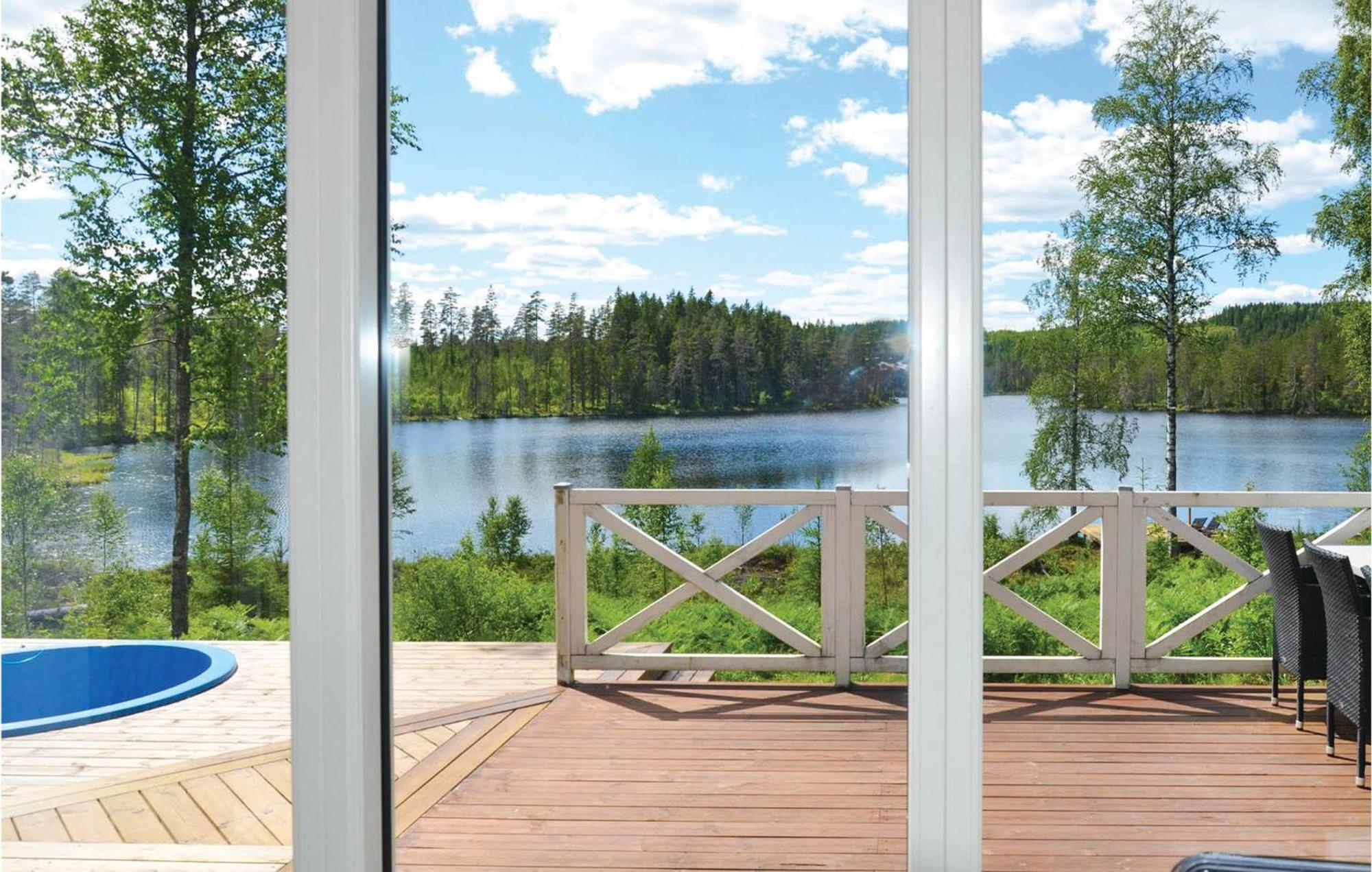 Nice Home In Sunne With Jacuzzi Alvsatern Bagian luar foto