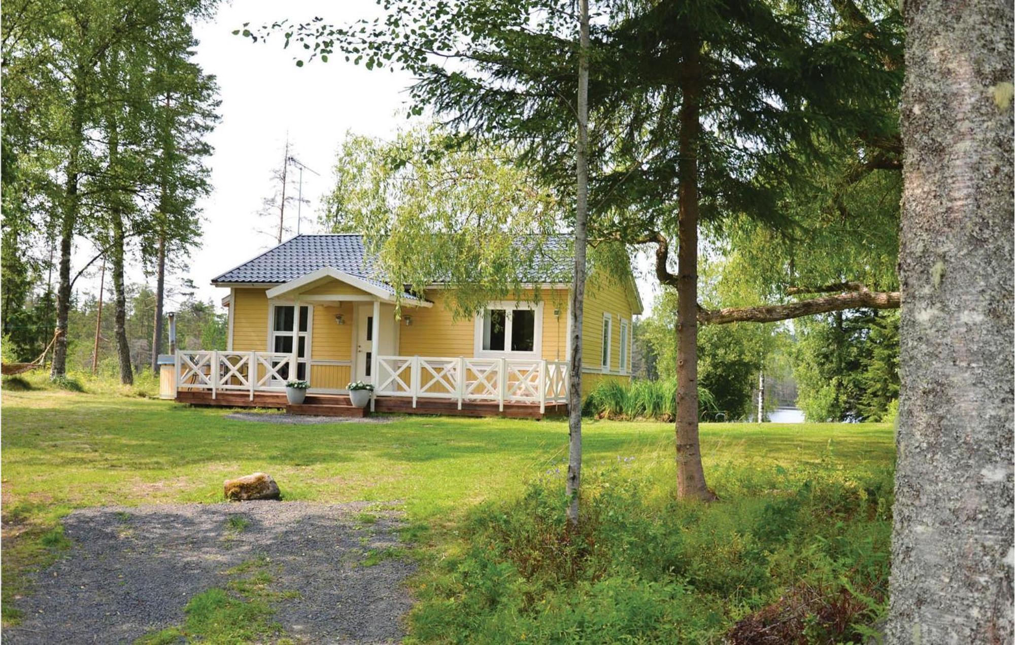 Nice Home In Sunne With Jacuzzi Alvsatern Bagian luar foto
